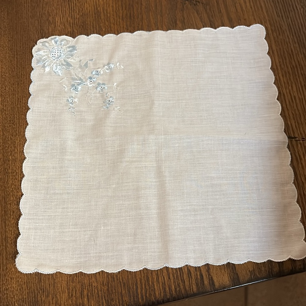 Elegant White Blue Embroidered Flower Handkerchief - Picture 3 of 3